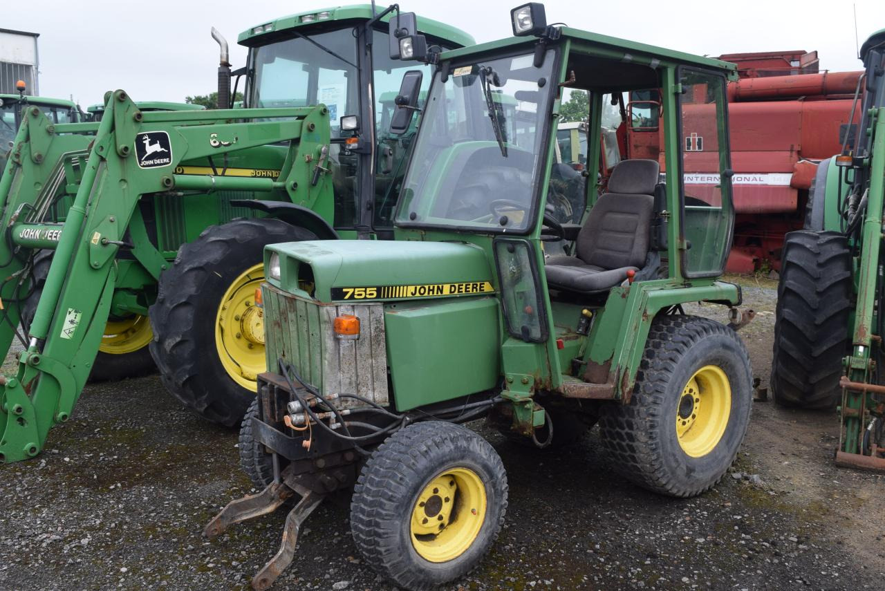 John Deere 755 - 장궤형 트랙터 : 사진 1 John Deere 755 - 장궤형 트랙터 : 사진 1