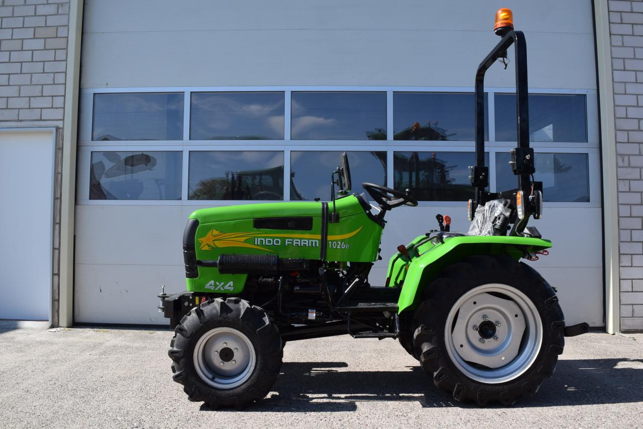 Klein-/Schmalspurtraktor INDO 1026 - 콤팩트 로더 : 사진 2 Klein-/Schmalspurtraktor INDO 1026 - 콤팩트 로더 : 사진 2