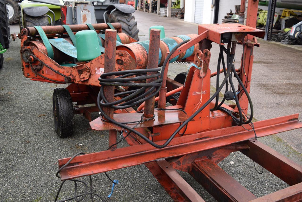 Kverneland UN7558 - 원형 베일러 : 사진 3 Kverneland UN7558 - 원형 베일러 : 사진 3