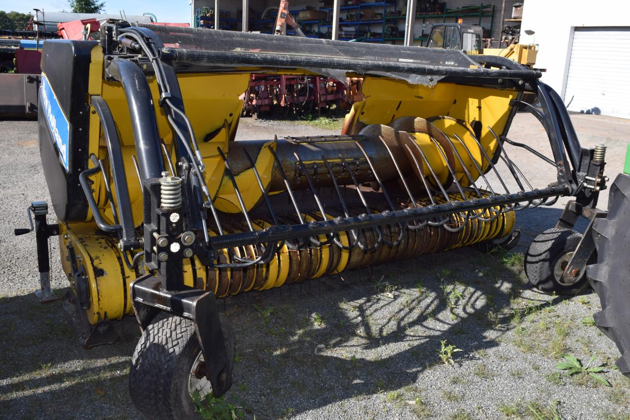 New Holland 273 *Pick Up* - 콤바인 헤더 트레일러 : 사진 1 New Holland 273 *Pick Up* - 콤바인 헤더 트레일러 : 사진 1