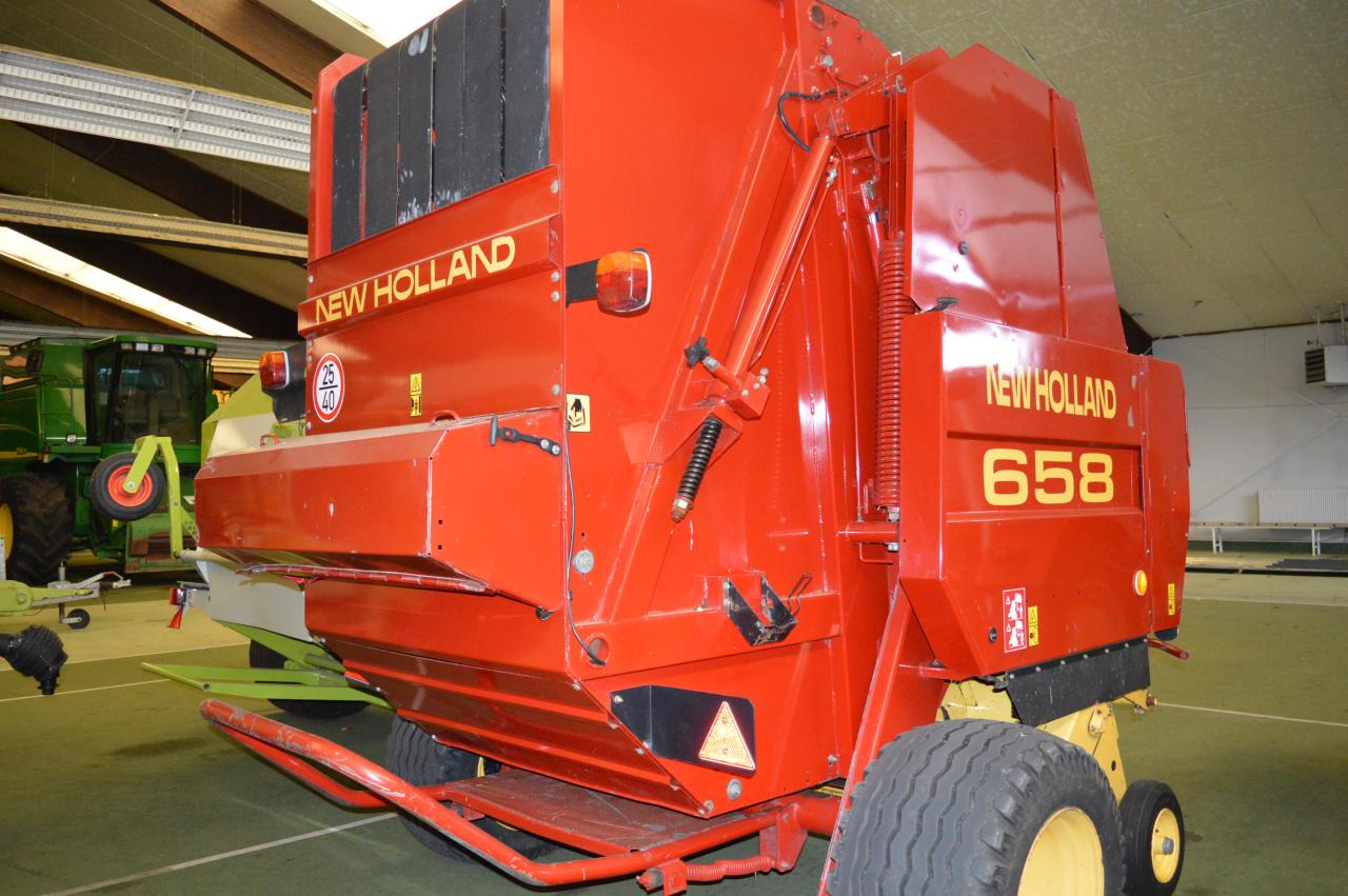 New Holland 658 - 원형 베일러 : 사진 3 New Holland 658 - 원형 베일러 : 사진 3