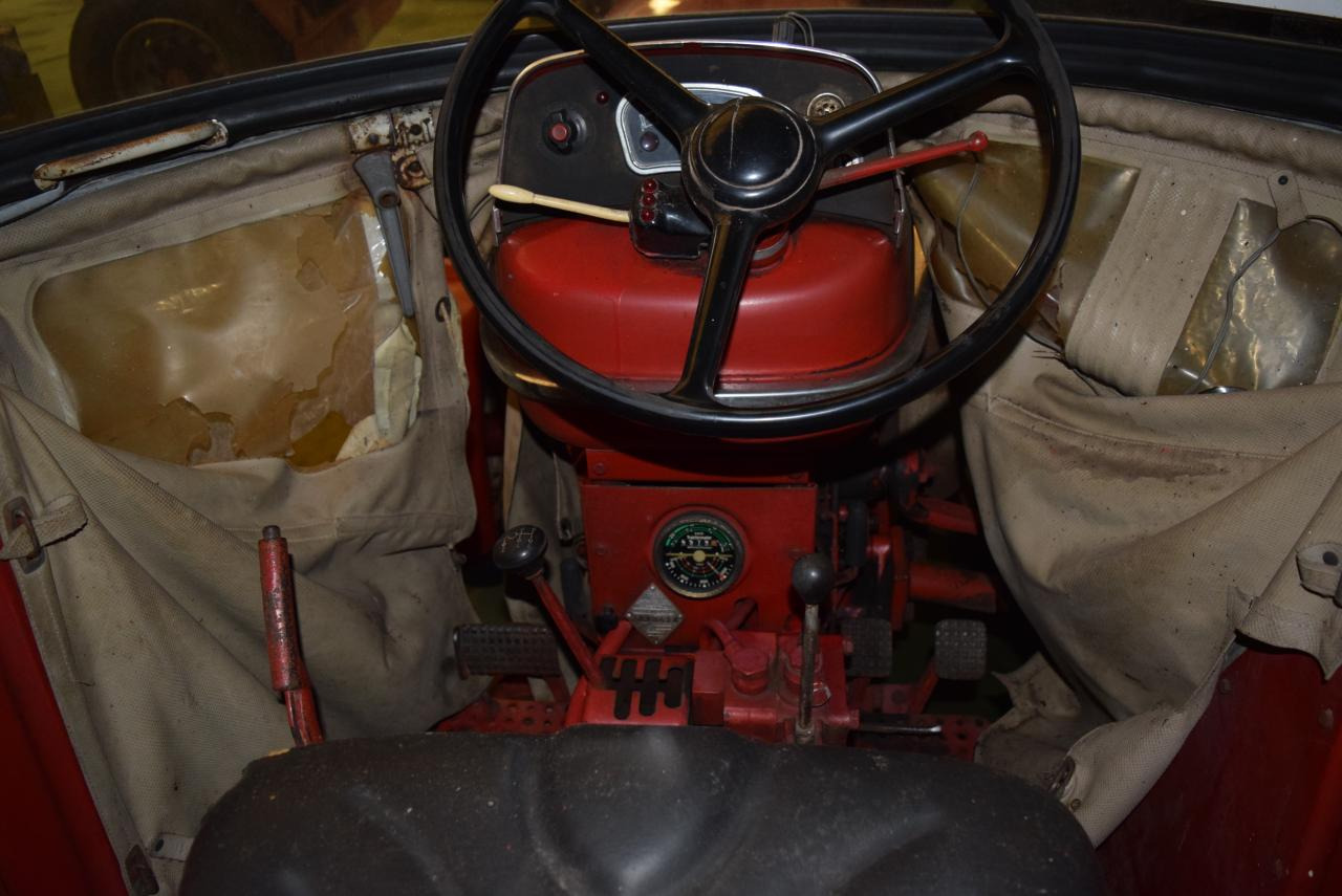 Renault Super 5D - 장궤형 트랙터 : 사진 5 Renault Super 5D - 장궤형 트랙터 : 사진 5