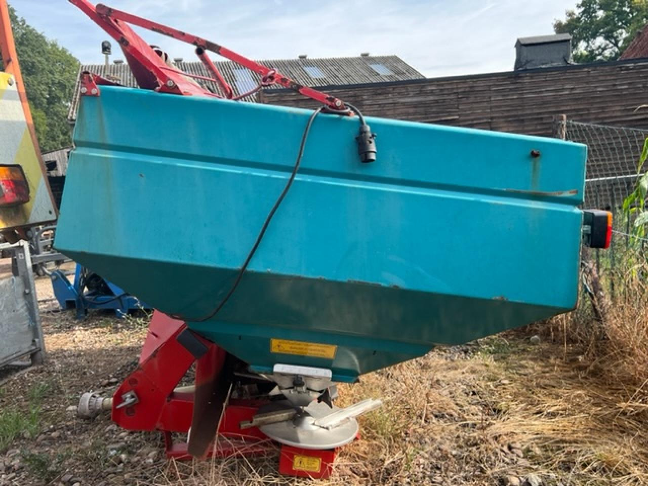 Sulky Burel DPX 2004 - 비료 스프레더 : 사진 2 Sulky Burel DPX 2004 - 비료 스프레더 : 사진 2