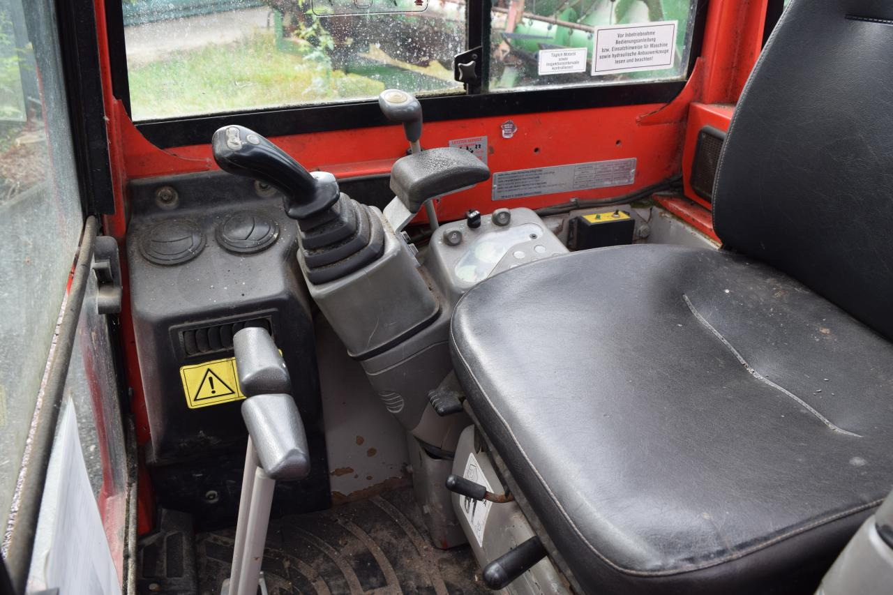 Yanmar VIO 25 - 4 - 미니 굴삭기 : 사진 5 Yanmar VIO 25 - 4 - 미니 굴삭기 : 사진 5