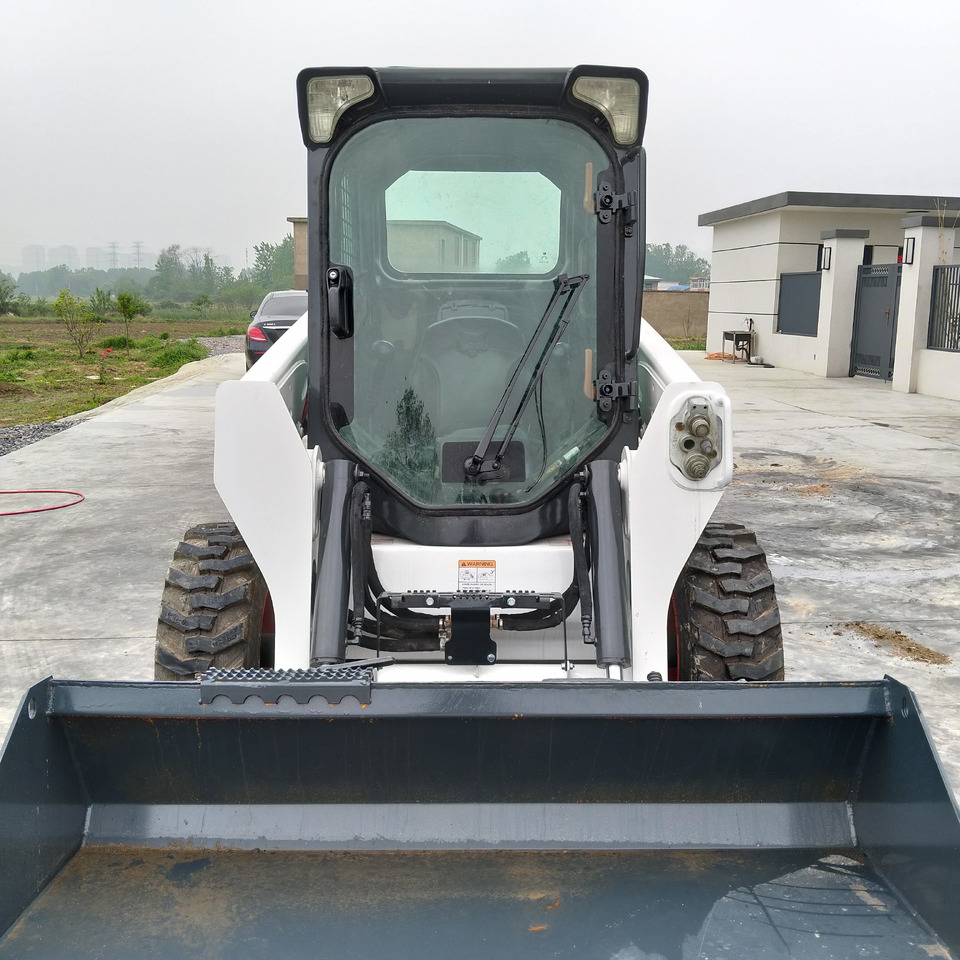 BOBCAT S550 - 스키드 스티어 로더 : 사진 4 BOBCAT S550 - 스키드 스티어 로더 : 사진 4