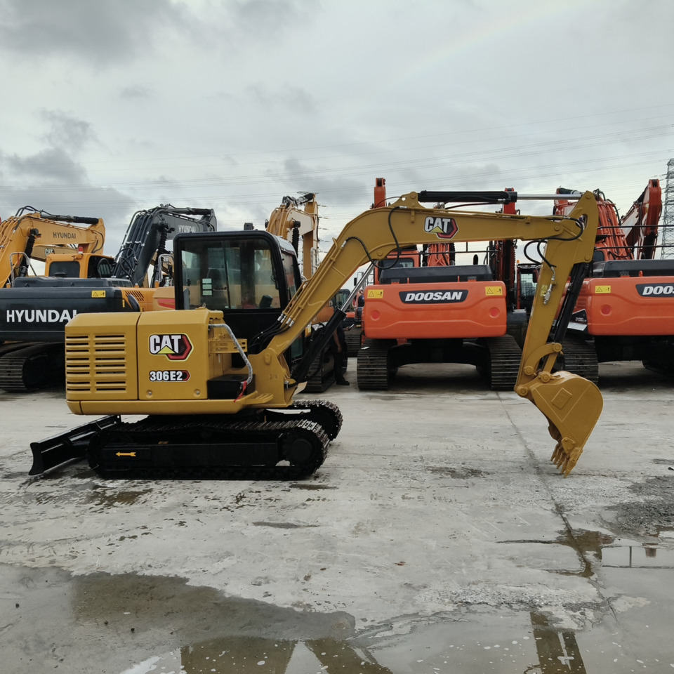 CAT 306E - 미니 굴삭기 : 사진 1 CAT 306E - 미니 굴삭기 : 사진 1