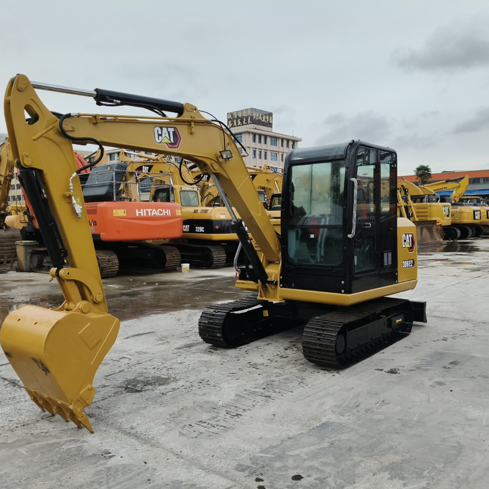 CAT 306E - 미니 굴삭기 : 사진 2 CAT 306E - 미니 굴삭기 : 사진 2