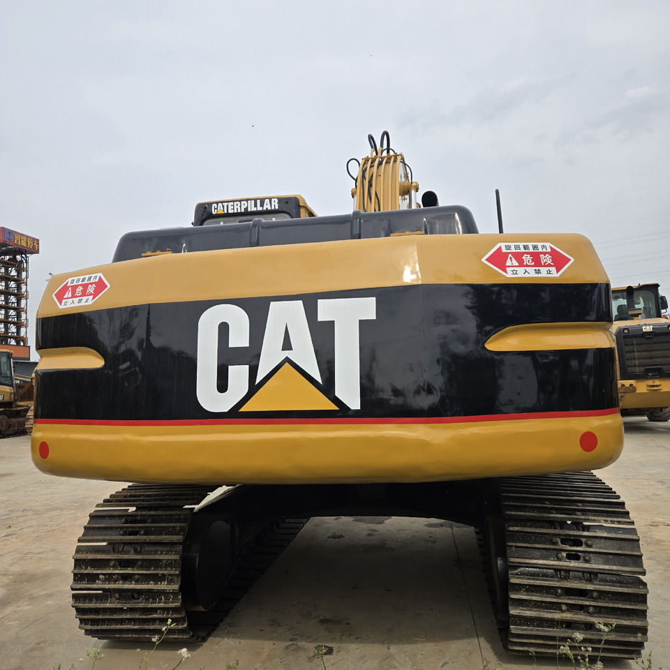 CATERPILLAR 320BL - 크롤러 굴삭기 : 사진 4 CATERPILLAR 320BL - 크롤러 굴삭기 : 사진 4