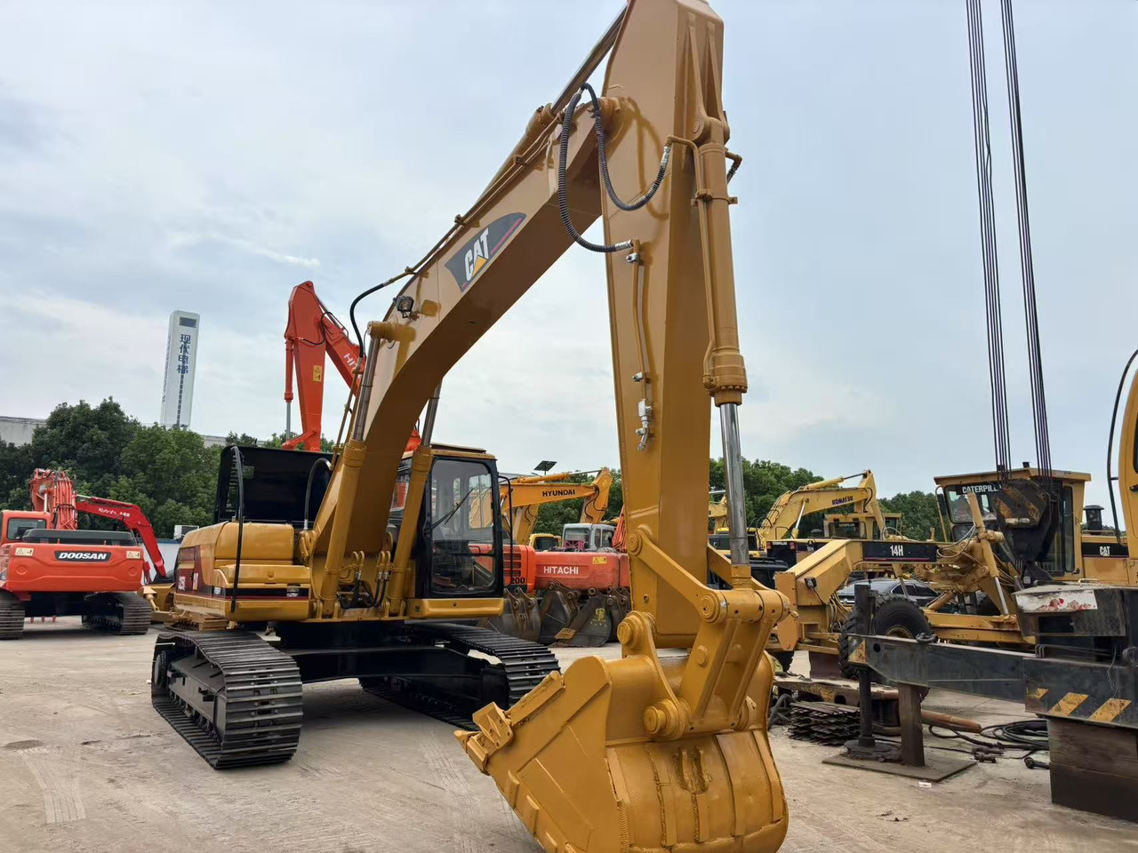 크롤러 굴삭기 CATERPILLAR 325B : 사진 6