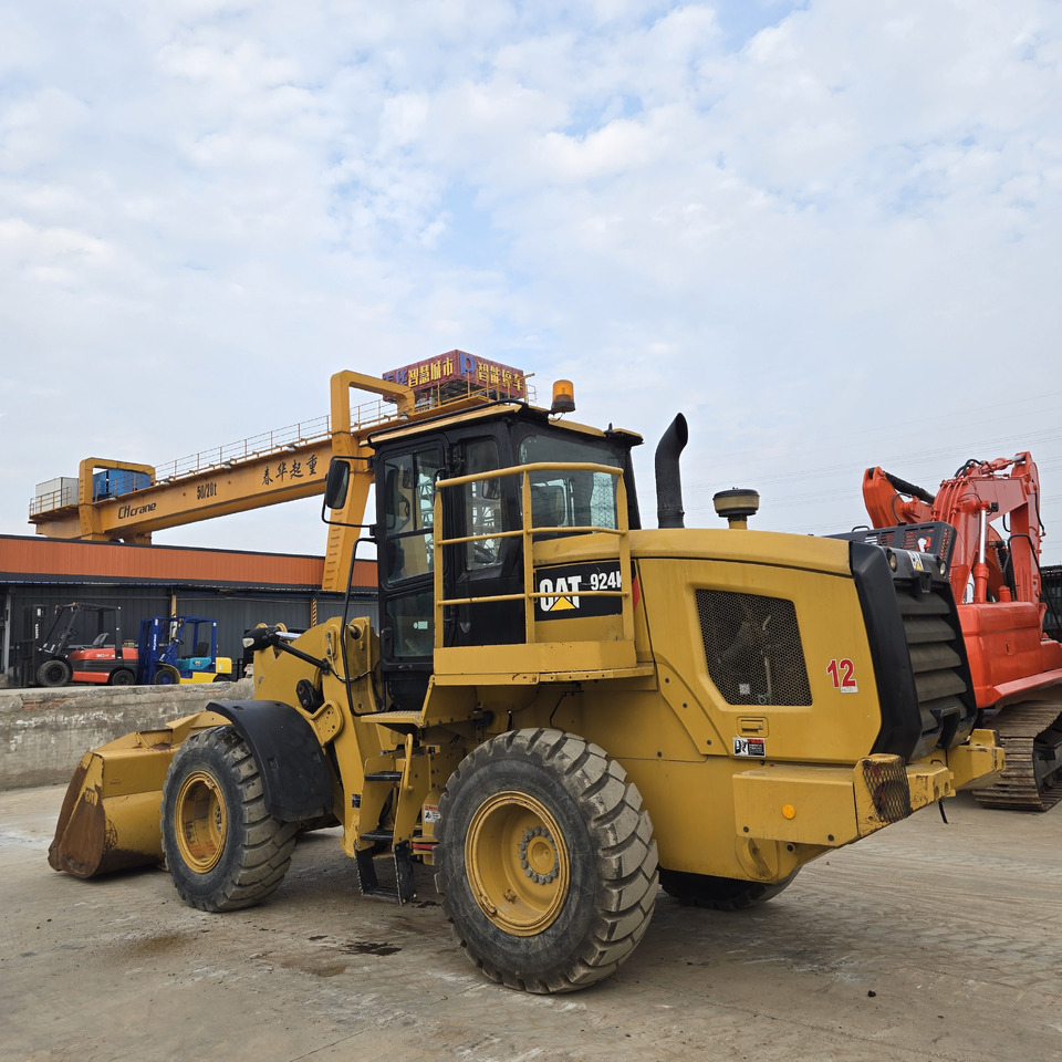 CATERPILLAR 924K - 휠 굴삭기 : 사진 4 CATERPILLAR 924K - 휠 굴삭기 : 사진 4