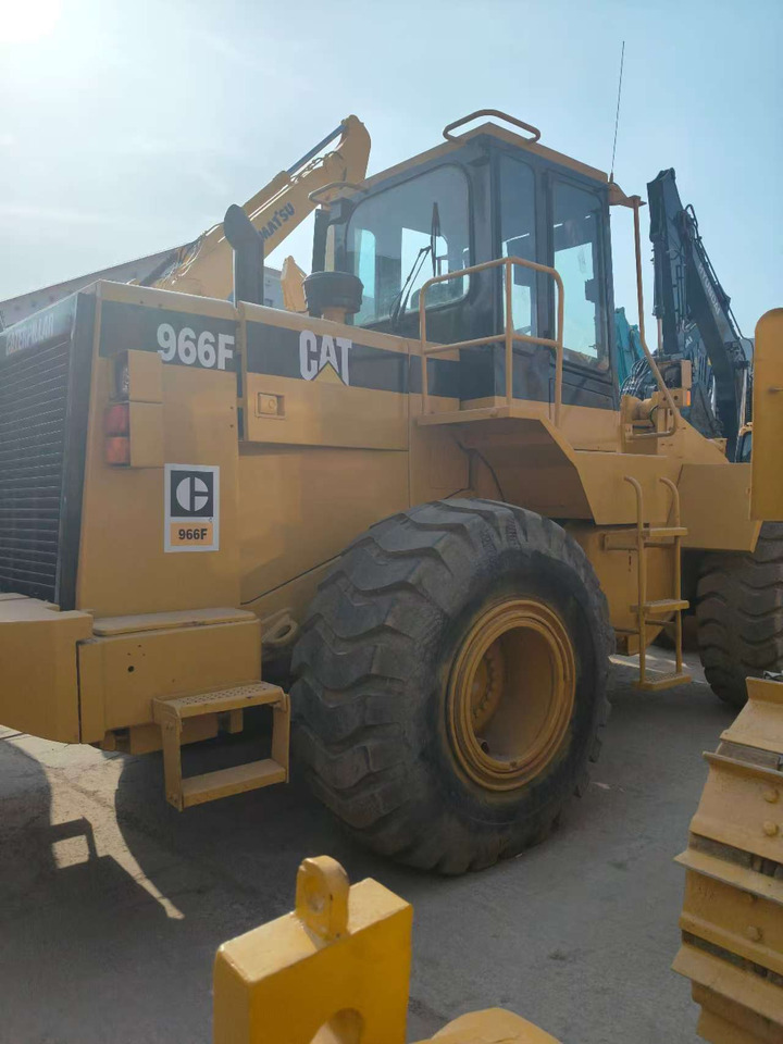 CATERPILLAR 966F - 휠 로더 : 사진 2 CATERPILLAR 966F - 휠 로더 : 사진 2