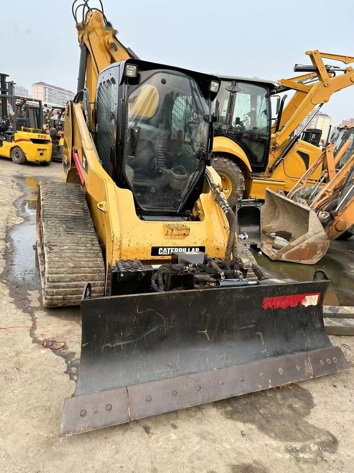 Caterpillar 246C - 스키드 스티어 로더 : 사진 3 Caterpillar 246C - 스키드 스티어 로더 : 사진 3