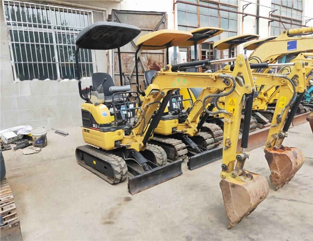 Caterpillar 301.5 CR - 미니 굴삭기 : 사진 2 Caterpillar 301.5 CR - 미니 굴삭기 : 사진 2