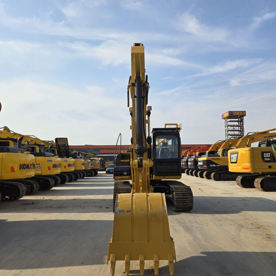 Caterpillar 315D2 - 크롤러 굴삭기 : 사진 4 Caterpillar 315D2 - 크롤러 굴삭기 : 사진 4