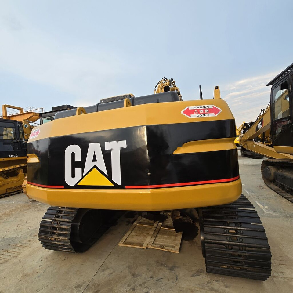 Caterpillar 320BL - 크롤러 굴삭기 : 사진 4 Caterpillar 320BL - 크롤러 굴삭기 : 사진 4