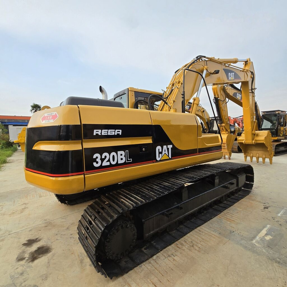 Caterpillar 320BL - 크롤러 굴삭기 : 사진 1 Caterpillar 320BL - 크롤러 굴삭기 : 사진 1