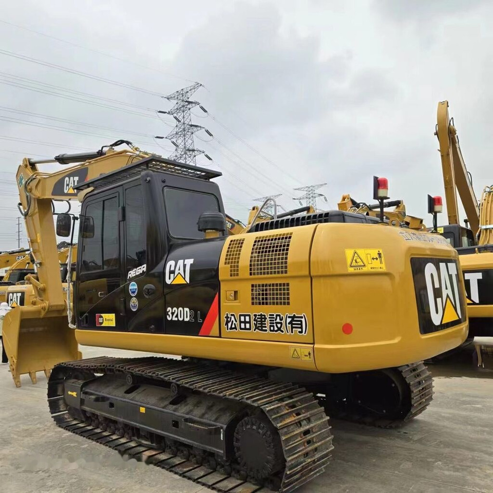 Caterpillar 320D2L - 크롤러 굴삭기 : 사진 2 Caterpillar 320D2L - 크롤러 굴삭기 : 사진 2