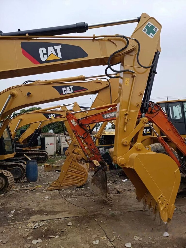 Caterpillar 320D - 크롤러 굴삭기 : 사진 2 Caterpillar 320D - 크롤러 굴삭기 : 사진 2