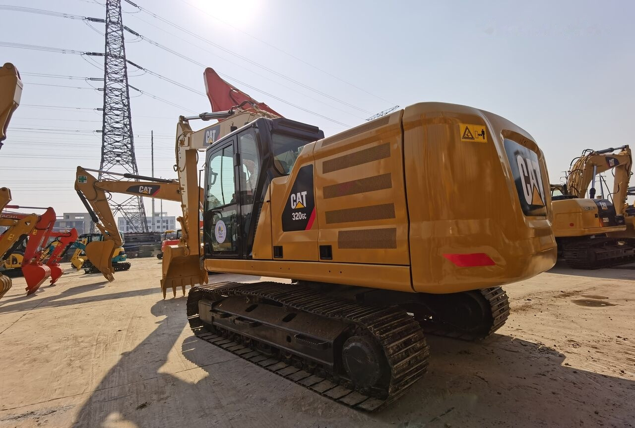 Caterpillar 320GC - 크롤러 굴삭기 : 사진 2 Caterpillar 320GC - 크롤러 굴삭기 : 사진 2