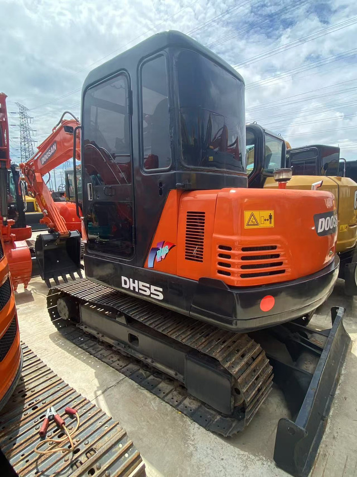 Doosan DH55 - 미니 굴삭기 : 사진 1 Doosan DH55 - 미니 굴삭기 : 사진 1