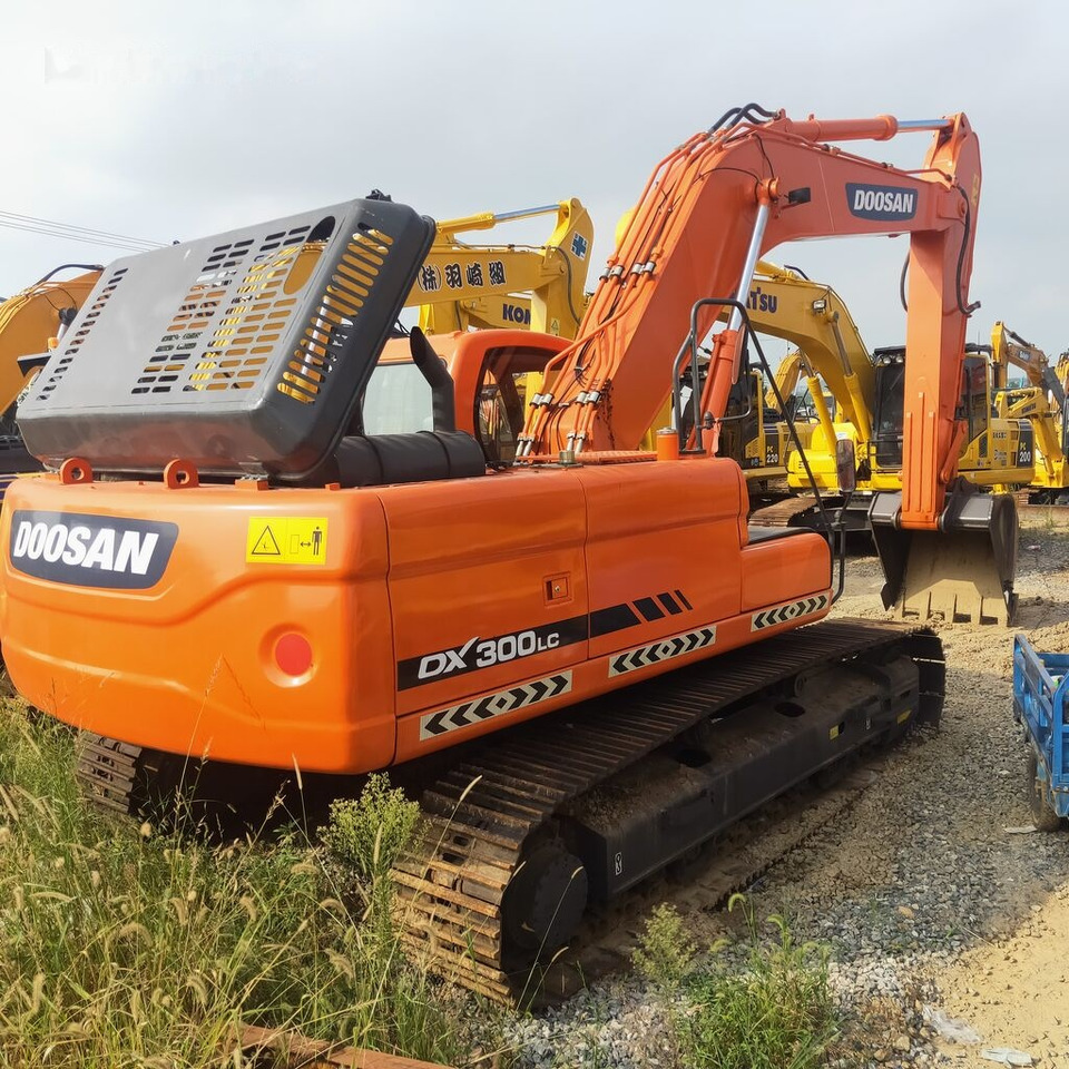 Doosan DX300LC - 크롤러 굴삭기 : 사진 2 Doosan DX300LC - 크롤러 굴삭기 : 사진 2
