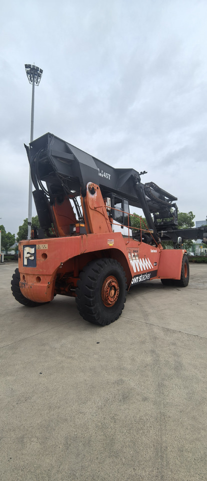 FANTUZZI CS45KM reach stacker - 리치 스태커 : 사진 3 FANTUZZI CS45KM reach stacker - 리치 스태커 : 사진 3