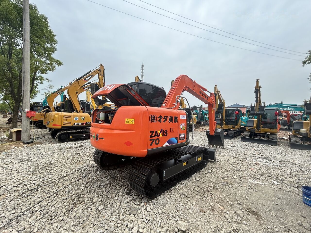 Hitachi ZX70 - 크롤러 굴삭기 : 사진 2 Hitachi ZX70 - 크롤러 굴삭기 : 사진 2