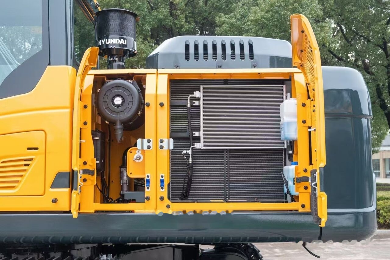 Hyundai HX220 - 크롤러 굴삭기 : 사진 3 Hyundai HX220 - 크롤러 굴삭기 : 사진 3