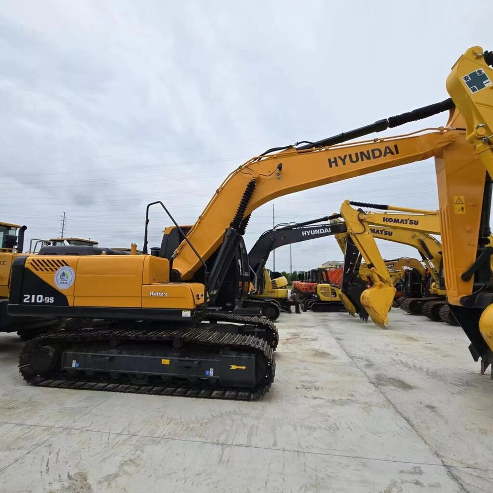 Hyundai R210-9S - 크롤러 굴삭기 : 사진 3 Hyundai R210-9S - 크롤러 굴삭기 : 사진 3