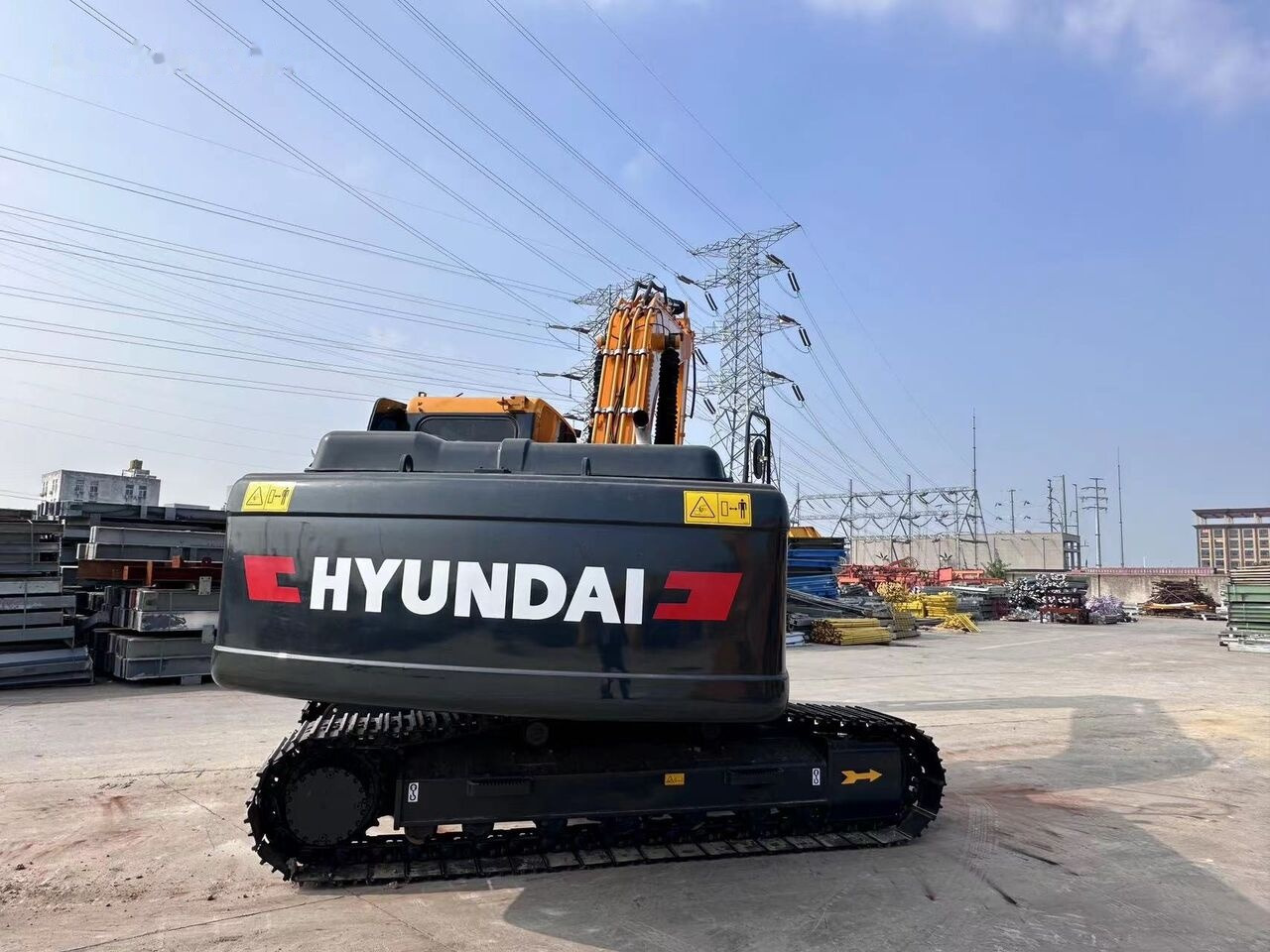 크롤러 굴삭기 Hyundai R220-9S : 사진 10