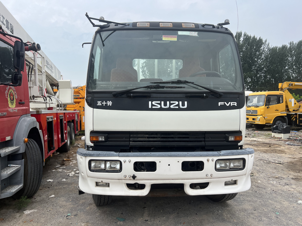 ISUZU Cargo truck - 덤프트럭 : 사진 2 ISUZU Cargo truck - 덤프트럭 : 사진 2