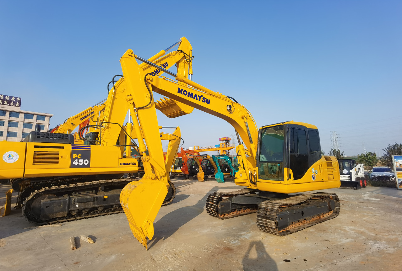 KOMATSU PC130-7 - 미니 굴삭기 : 사진 3 KOMATSU PC130-7 - 미니 굴삭기 : 사진 3