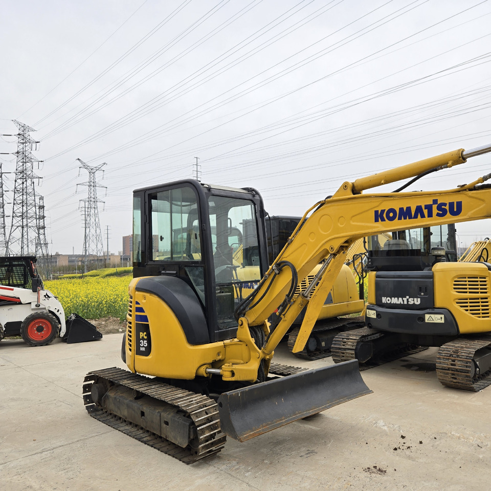KOMATSU PC35MR - 미니 굴삭기 : 사진 2 KOMATSU PC35MR - 미니 굴삭기 : 사진 2