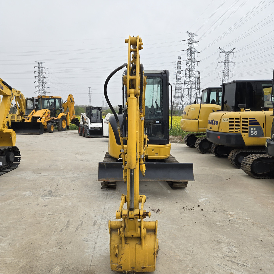 KOMATSU PC35MR - 미니 굴삭기 : 사진 3 KOMATSU PC35MR - 미니 굴삭기 : 사진 3