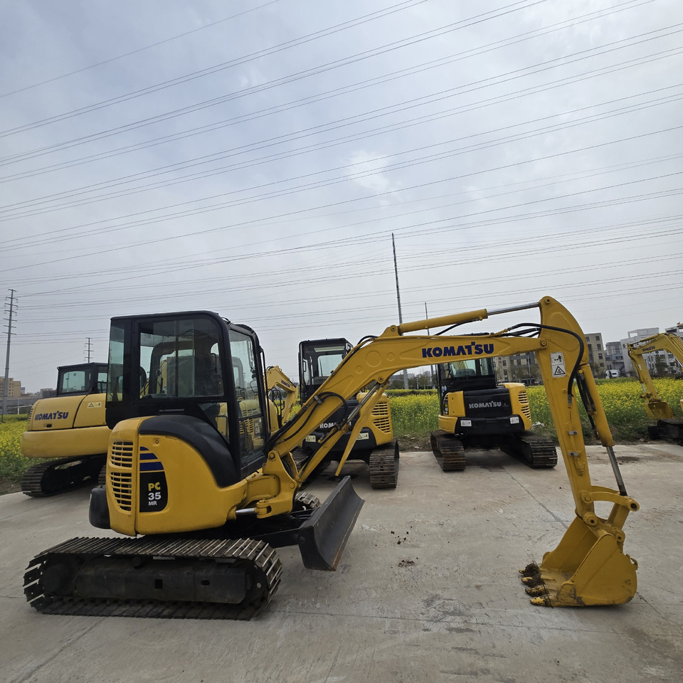 KOMATSU PC35MR - 미니 굴삭기 : 사진 1 KOMATSU PC35MR - 미니 굴삭기 : 사진 1