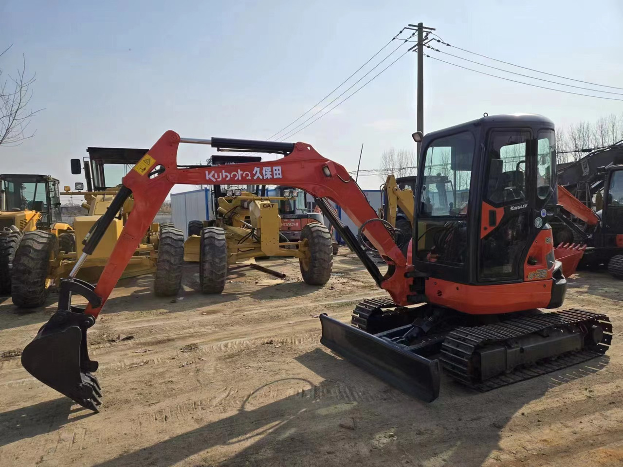 KUBOTA U35 - 미니 굴삭기 : 사진 1 KUBOTA U35 - 미니 굴삭기 : 사진 1