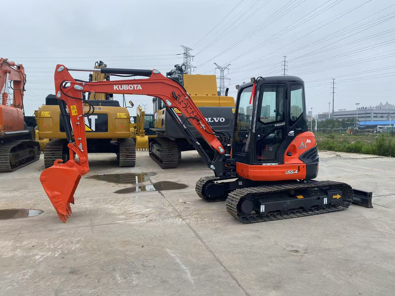 KUBOTA U55-4 - 미니 굴삭기 : 사진 2 KUBOTA U55-4 - 미니 굴삭기 : 사진 2