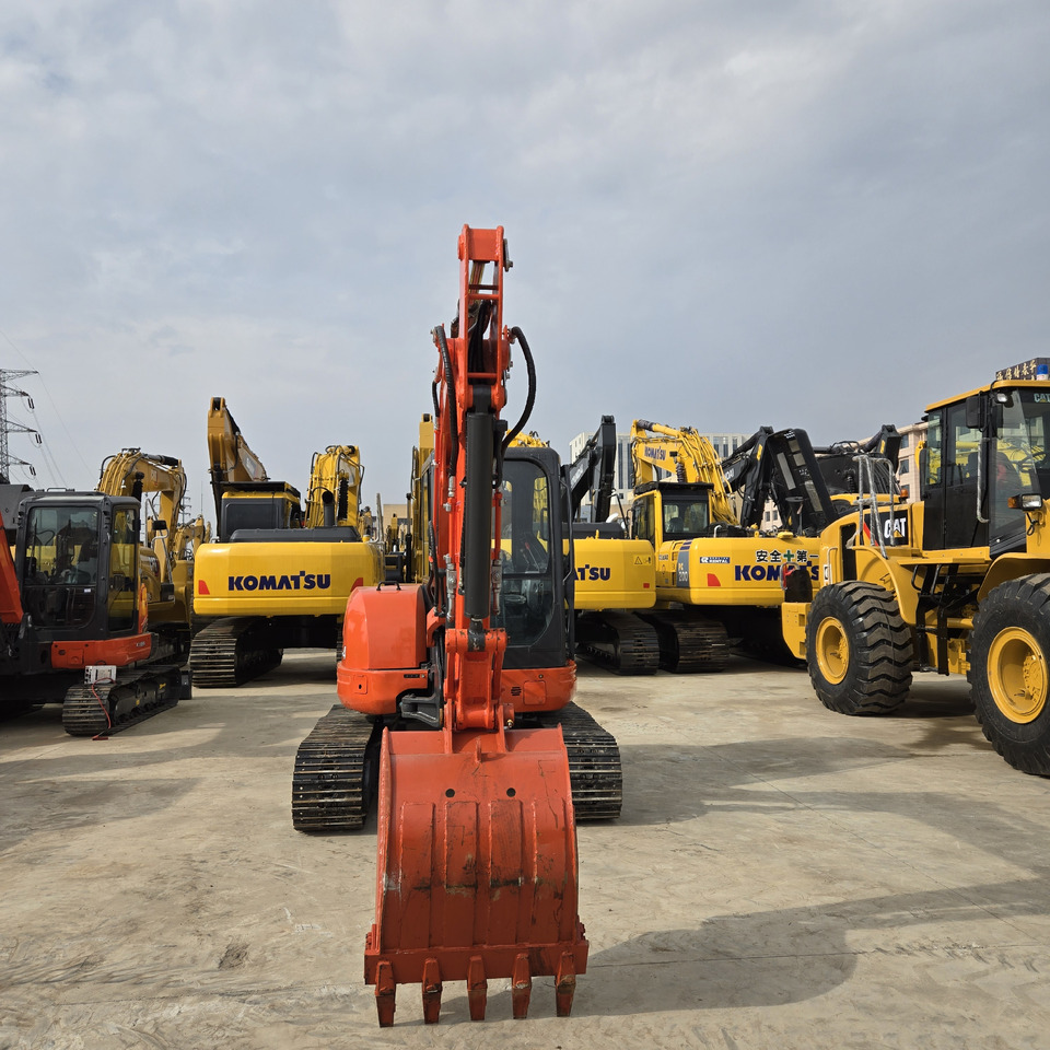 KUBOTA U55-4 - 미니 굴삭기 : 사진 3 KUBOTA U55-4 - 미니 굴삭기 : 사진 3