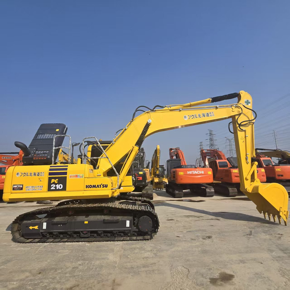 Komatsu PC210-8 - 크롤러 굴삭기 : 사진 1 Komatsu PC210-8 - 크롤러 굴삭기 : 사진 1