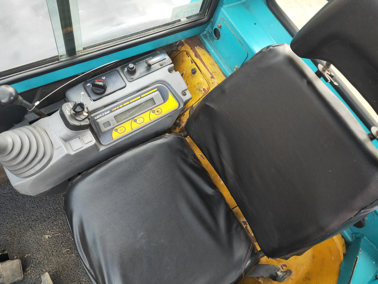 Kubota KX135 - 미니 굴삭기 : 사진 1 Kubota KX135 - 미니 굴삭기 : 사진 1