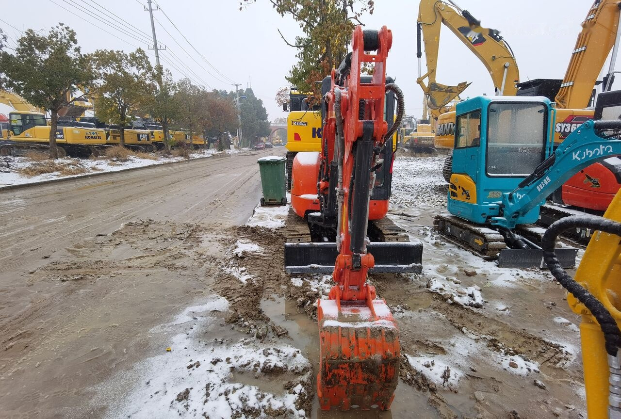 Kubota U30 - 미니 굴삭기 : 사진 3 Kubota U30 - 미니 굴삭기 : 사진 3