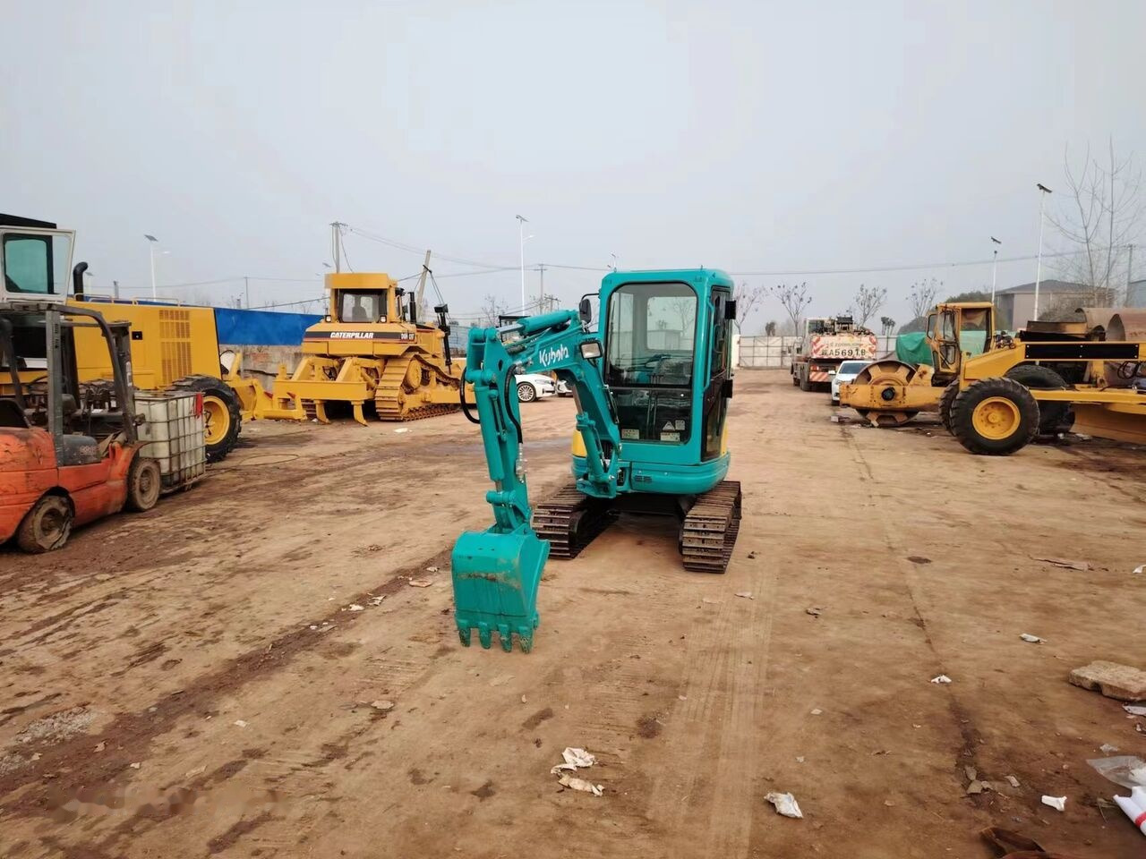 Kubota U30 - 미니 굴삭기 : 사진 1 Kubota U30 - 미니 굴삭기 : 사진 1