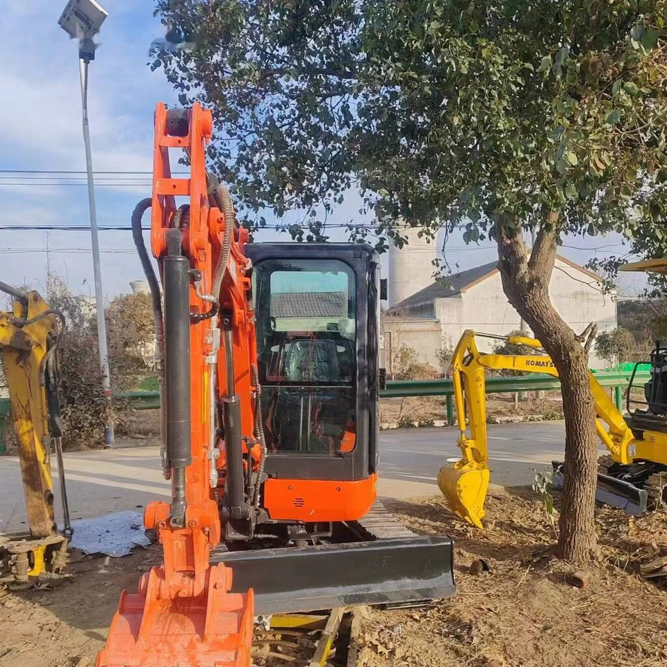 Kubota U30 - 미니 굴삭기 : 사진 4 Kubota U30 - 미니 굴삭기 : 사진 4