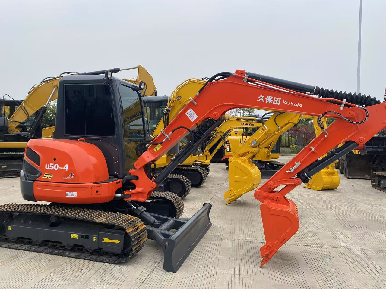 Kubota U50-4 - 미니 굴삭기 : 사진 4 Kubota U50-4 - 미니 굴삭기 : 사진 4