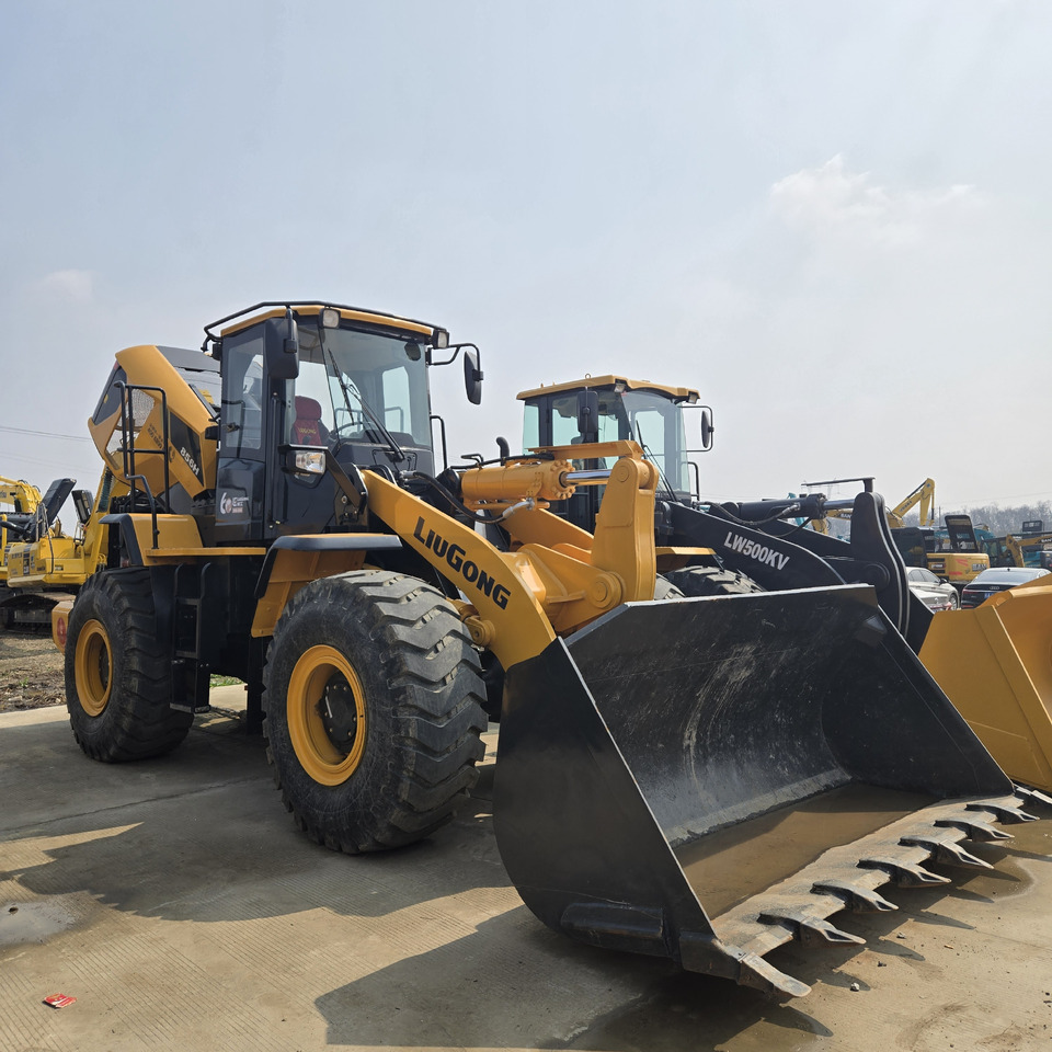 LIUGONG CLG856H - 크롤러 로더 : 사진 1 LIUGONG CLG856H - 크롤러 로더 : 사진 1