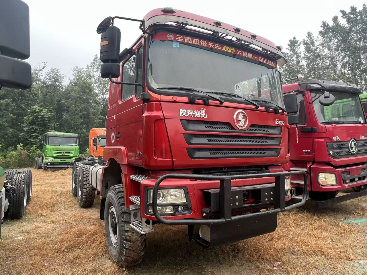 SHACMAN F3000 6x6 chassis - 트랙터 유닛 : 사진 4 SHACMAN F3000 6x6 chassis - 트랙터 유닛 : 사진 4
