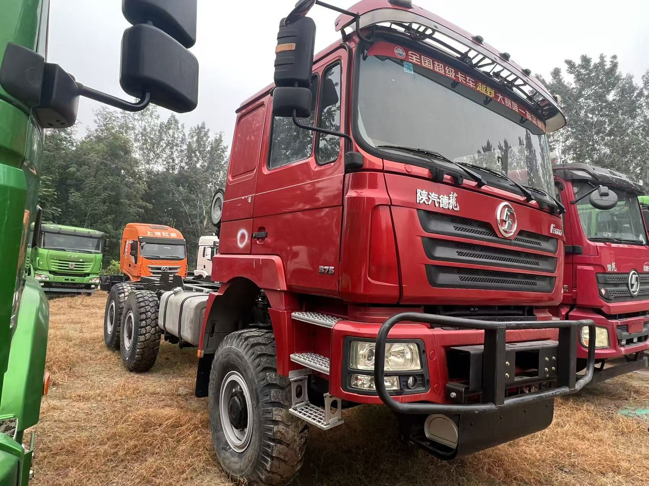 SHACMAN F3000 6x6 chassis - 트랙터 유닛 : 사진 5 SHACMAN F3000 6x6 chassis - 트랙터 유닛 : 사진 5