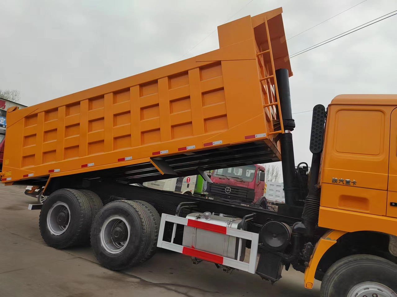 SHACMAN F3000 - 덤프트럭 : 사진 3 SHACMAN F3000 - 덤프트럭 : 사진 3