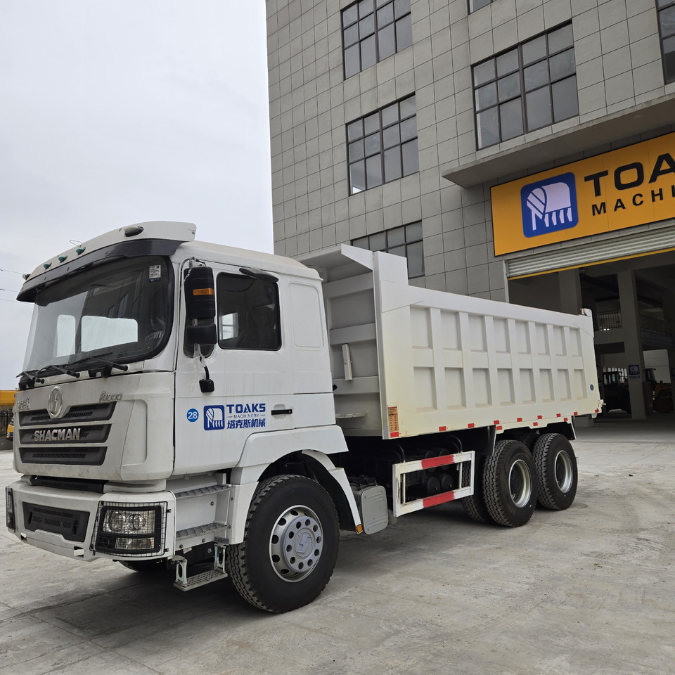SINOTRUK F3000 6x4 RHD - 덤프트럭 : 사진 2 SINOTRUK F3000 6x4 RHD - 덤프트럭 : 사진 2