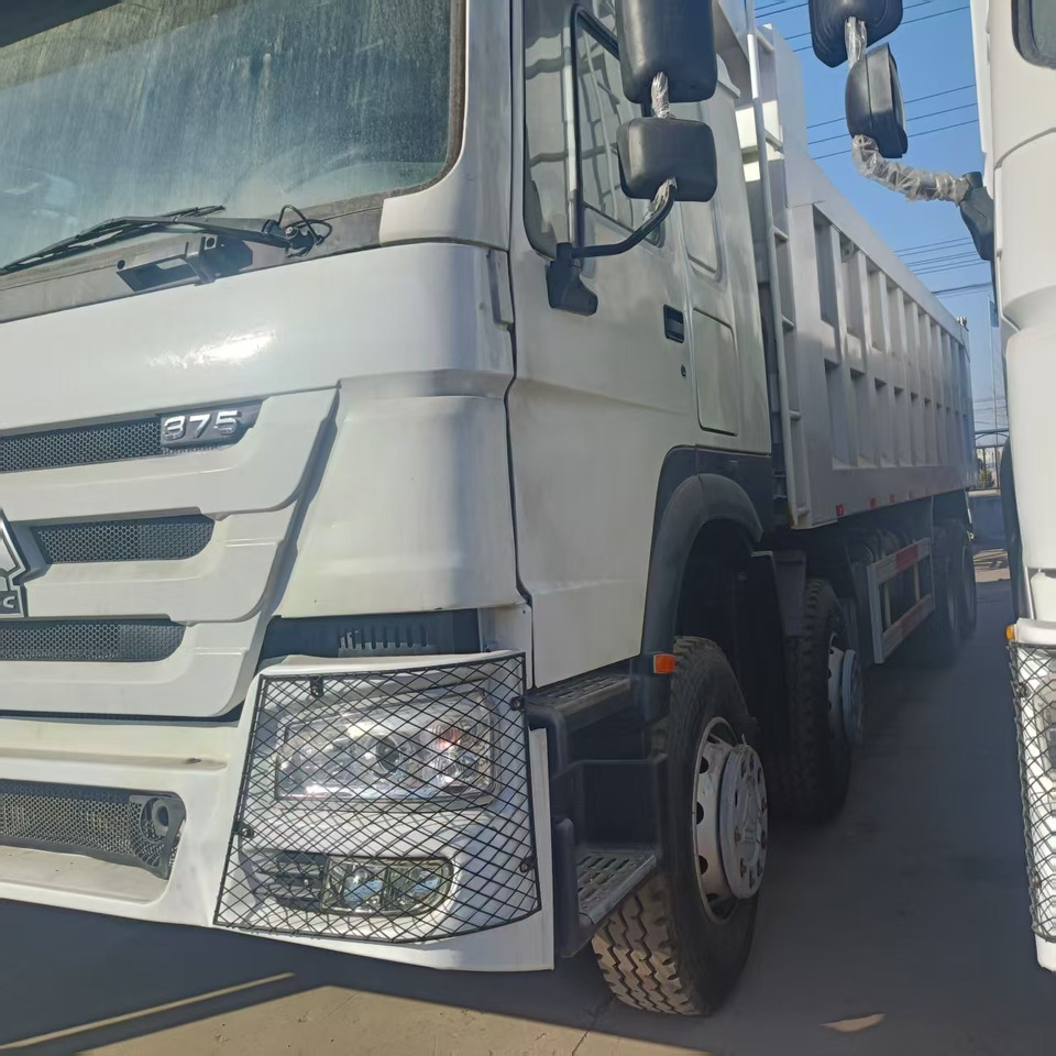 SINOTRUK HOWO 8x4 - 덤프트럭 : 사진 4 SINOTRUK HOWO 8x4 - 덤프트럭 : 사진 4